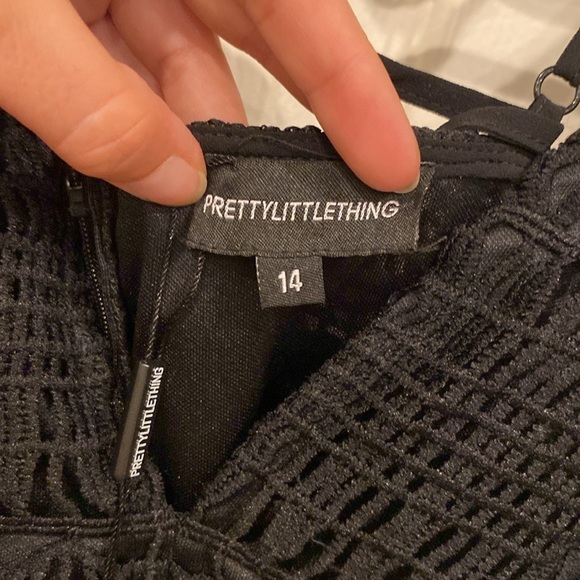 Long-sleeve off shoulder, Black Crochet Romper with tie straps down the back - Picture 7 of 11